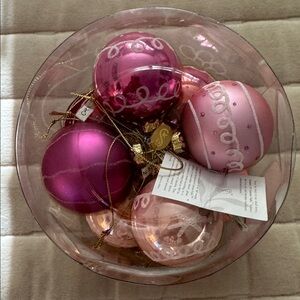 Pink and White Christmas Ornament Set of 8 New!  ✨